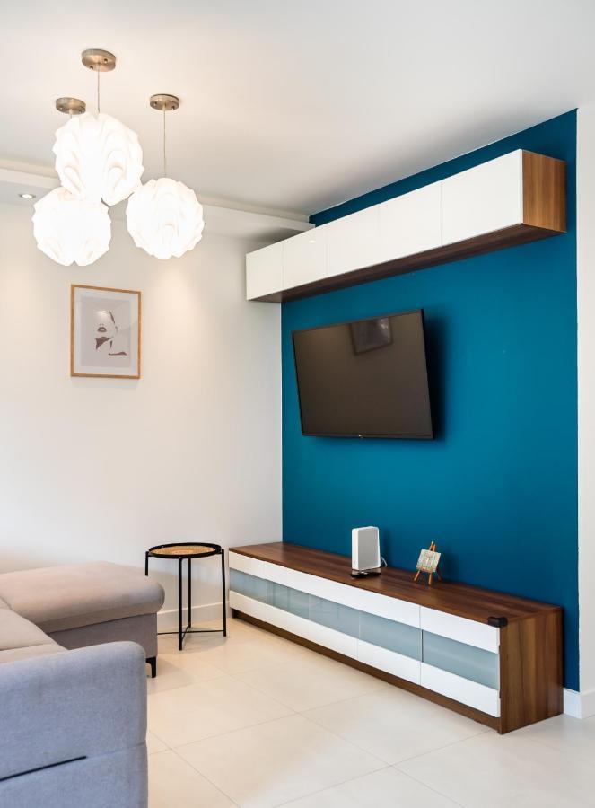 Bluszczanska Modern Urban Apartment Warsaw