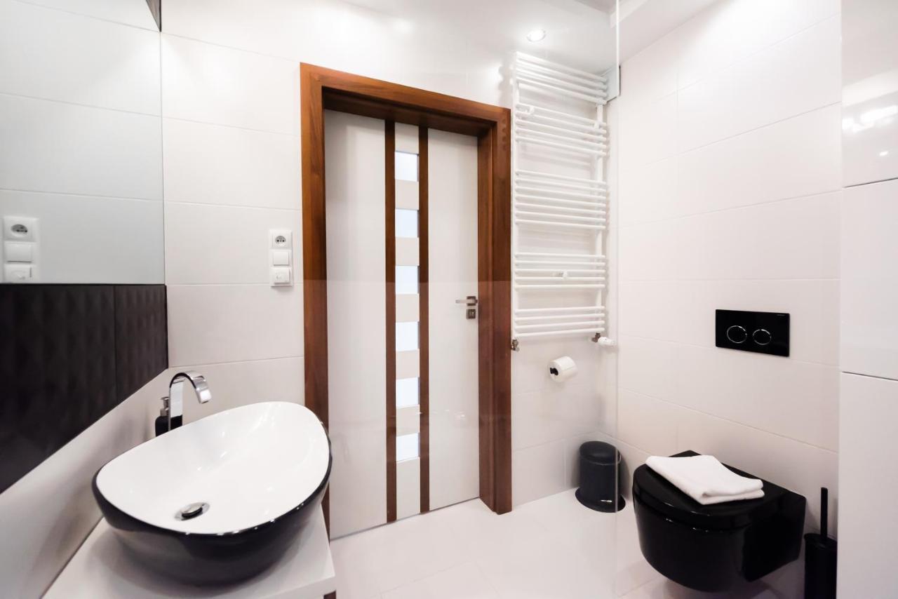 Apartment Bluszczanska Modern Urban